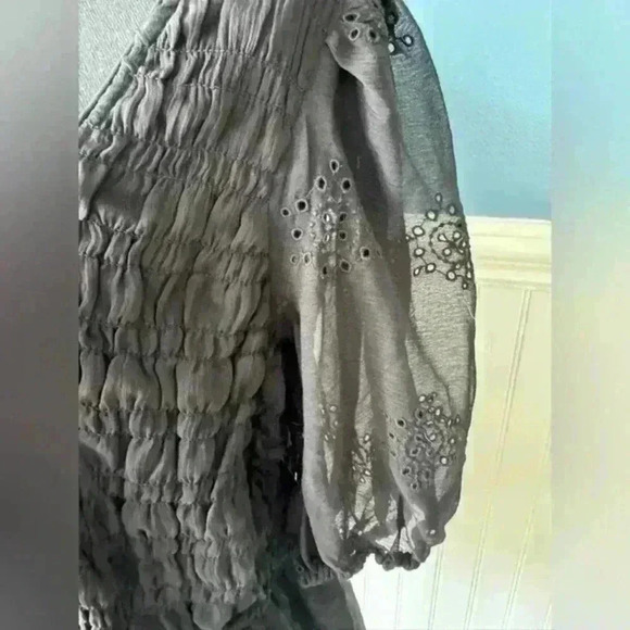 NWT Old Navy Chiffon Smocked Puffed Sleeve Top ~ Black ~ XL - Picture 5 of 8